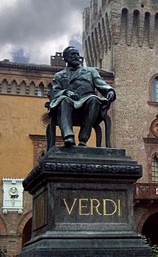 Verdi statue