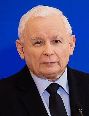 02 Jarosław Kaczyński (cropped).jpg