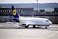 18bg - Ukraine International Airlines Boeing 737-2T4; UR-GAD@FRA;01.04.1998 (5618455191)