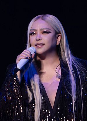 ASMR TOUR IN Zhengzhou (cropped).jpg