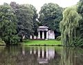 Braunschweig Brunswick Portikus Teich Buergerpark (2007)