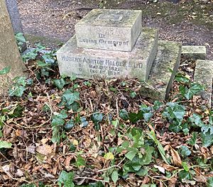 Family grave of Edward Thomas Holden in Highgate Cemetery