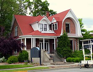 Flanagan House - Grants Pass Oregon