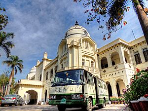 King edward medical university front gate