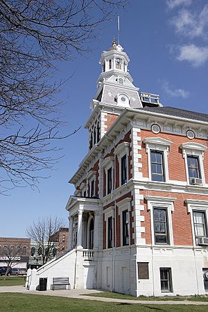 McDonough County Courthouse, 2006