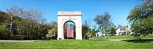 Memorial Arch 2012-10-04 14-18-04