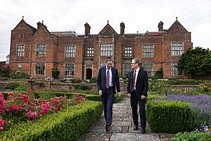 Prime Minister Keir Starmer meets Irish Taoiseach (53863886983)