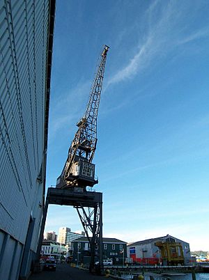 Stothert & Pitt 1951 level luffing dock crane