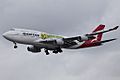 VH-OJS B747-400 Qantas socceroos (5048241706) (2)