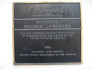 Vizcaya Museum & Gardens plaque 002