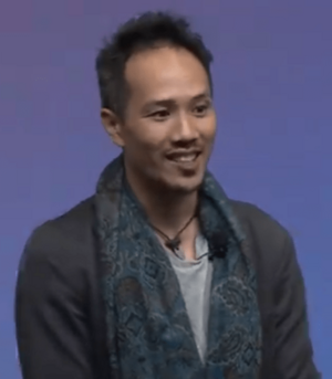 Benjamin Von Wong (born 1986) at WEF 2024 Annual Meeting of the New Champions.png
