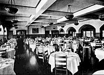 Beverly Hills Hotel dining room 1913