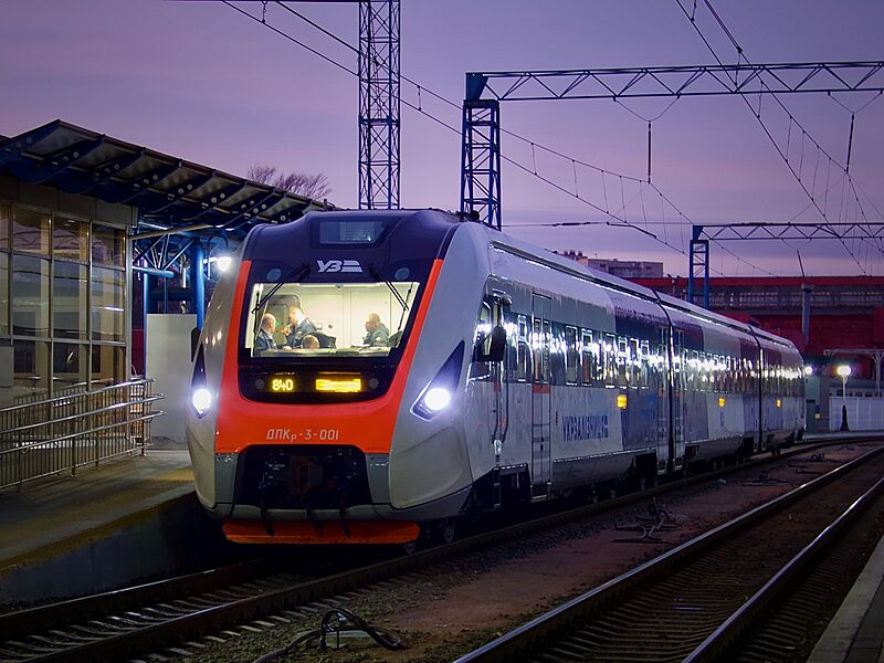 DPKr3-001 at Kiev-Passenger station (2)