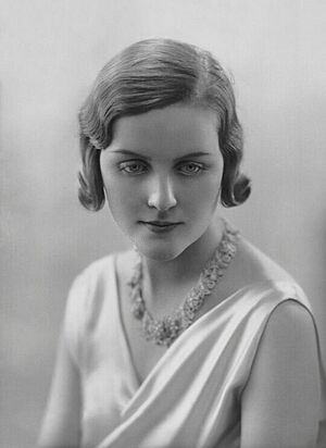 Diana-Mitford-later-Lady-Mosley (cropped)