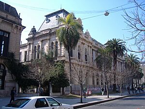 Facultad de Derecho Rosario 1