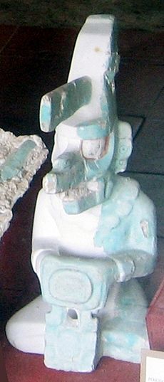 God K effigy 2, Tikal
