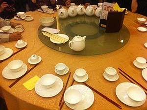 HK Sai Ying Pun 名星海鮮酒家 Star Seafood Restaurant round table March-2012 Ip4