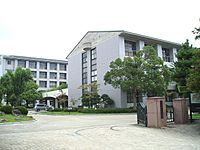 Hamamatsu-Municipal-SeniorHighSchool-2014072102