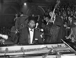 In de serie Jazz at the Philharmonica in het Concertgebouw optreden van het O…, Bestanddeelnr 910-2887