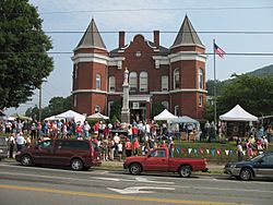 July 4th celebrations at the Grayson County Courthouse, 2006