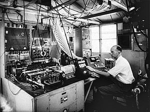 Kevin Sheridan in CSIRO Dapto radiospectrograph room ca 1950