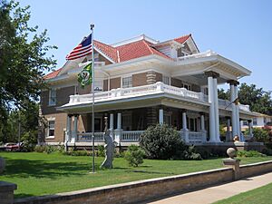 Knox-Hedges Mansion