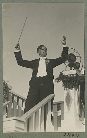 Laulupidu 1928.a. dirigendipuldis Juhan Aavik., AM 12853-148 F 11687-148.jpg