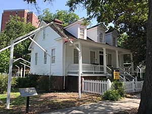 Mann-Simmons Cottage in Columbia, SC