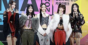 NewJeans 2023 MelonMusicAwards composite.jpg