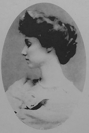 Noel Leslie, Countess of Rothes