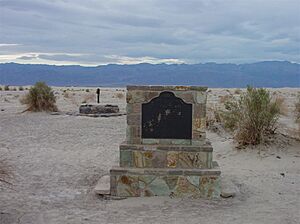 Old stovepipe wells 01