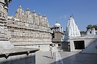 Rishabhdeo Jain temple (9710280717).jpg