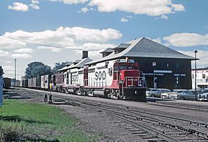 SOO GP30 702 at Stevens Point, WI in October 1964 (34347357011)