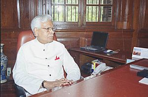 Shri Natwar Singh assumes the charge of Union Minister for External Affairs in New Delhi on May 24, 2004