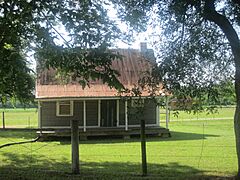 Slave quarters at Oakland Plantation, Natchitoches Parish IMG 3481