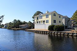 Homes along the water in South Bethany