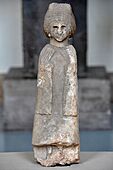 Statue of a praying woman from the Archaic Ishtar Temple of Assur, Iraq. 2400 BCE. Pergamon Museum