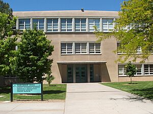 Unm northrophall