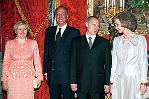 Vladimir Putin with Juan Carlos I-2