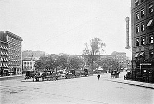 Abingdon Square, New York City (1907)