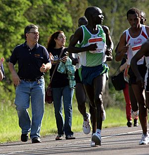 Al Franken and Wesley Ngetich Kimutai in the 2007 Grandma's Marathon