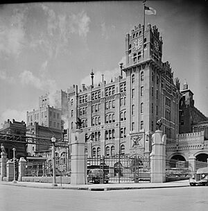 Anheuser-Busch Brewery, Broadway & Pestalozzi , Saint Louis (St. Louis City County, Missouri)