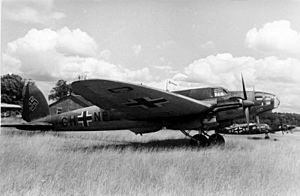 Bundesarchiv Bild 101I-401-0244-27, Flugzeug Heinkel He 111