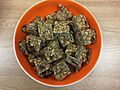 Date squares bowl