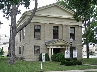 First Methodist Church of Batavia (Batavia, IL) 02.JPG
