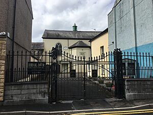 Gates, piers and railings to Capel Heol Dwr Forecourt.jpg