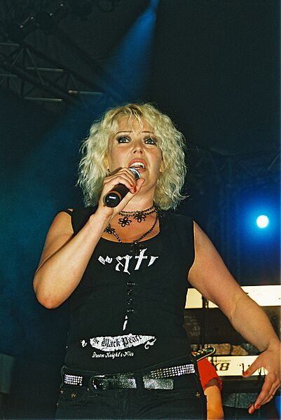 Kim-wilde-ebw-06
