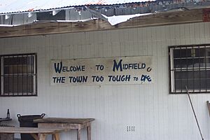 Midfield, TX, The Town Too Tough to Die