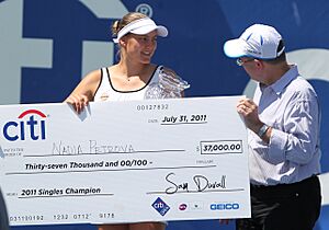 Nadia Petrova (5995927760)