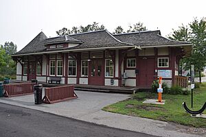 Sainte-Agathe-des-Monts, Quebec - ancienne gare - 1